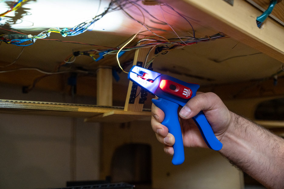 Pince à dénuder N° 5 Kit LED