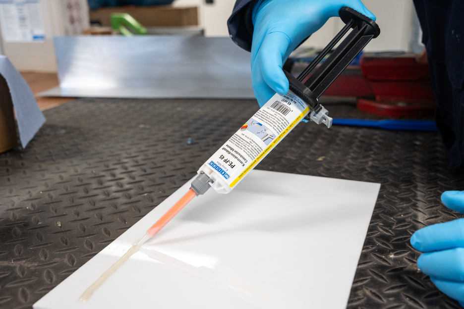 Easy-Mix PE-PP 45 Adhésif structural à base d'acrylates | Adhésif de construction à base d'acrylate de méthyle pour matières plastiques spéciales