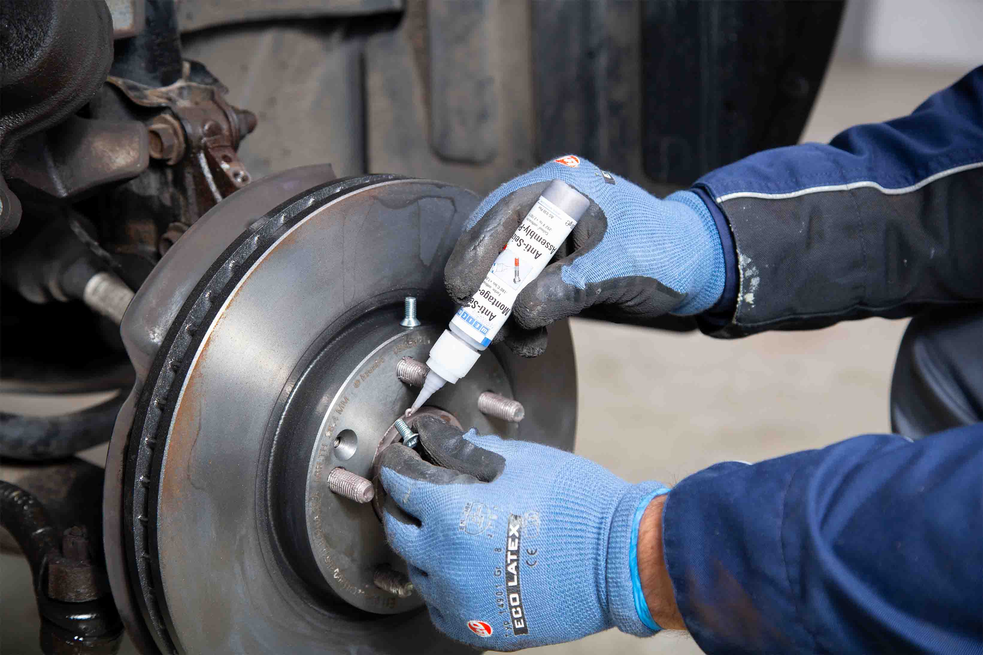 brake, disc, assembly, lubricant, gloves