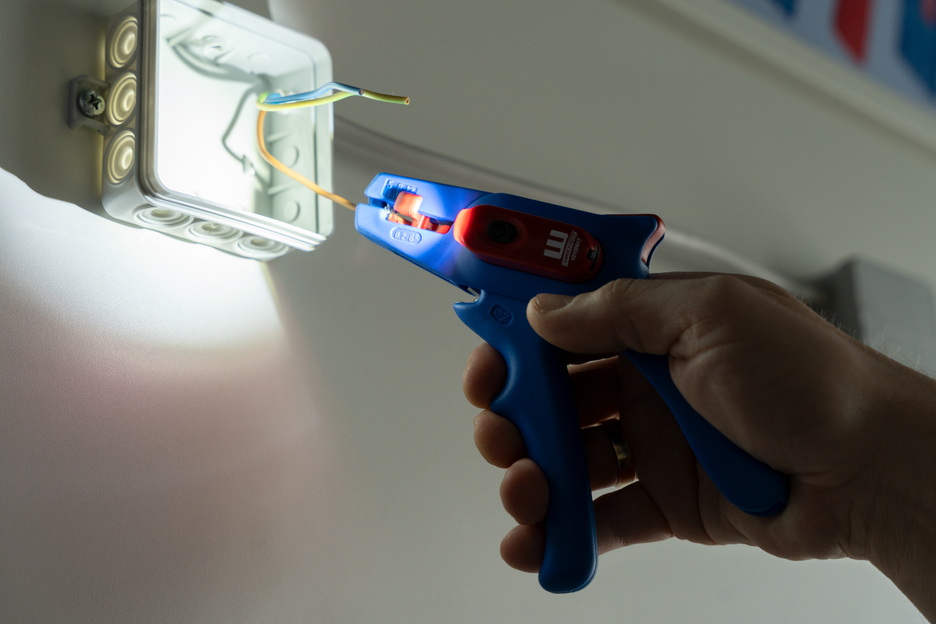 LAMPE DE TRAVAIL À LED