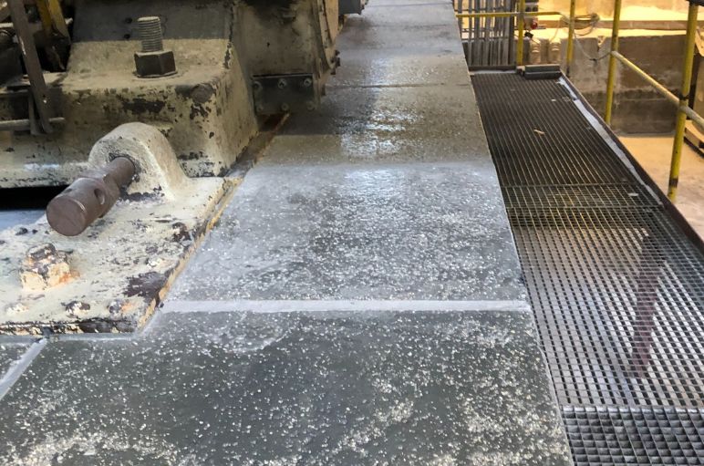 Dalle de sol réparée