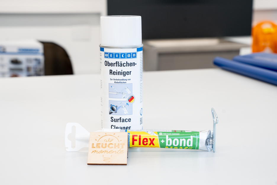 Flex+bond® | Scellant adhésif et scellant durablement élastique