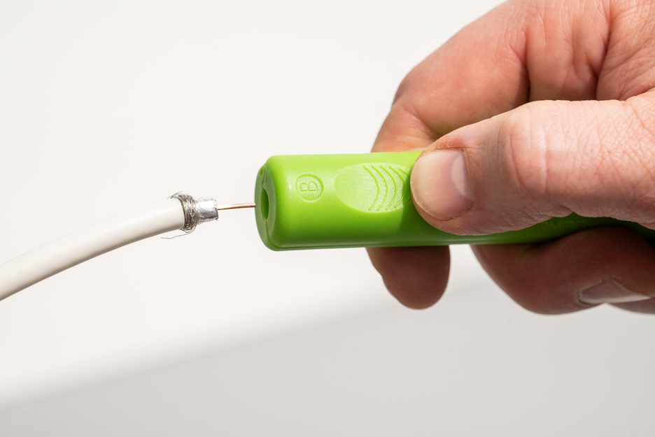 Dénude-Câbles Coaxiaux No. 2 Green Line | for skinning and stripping coaxial cables, working range 4,8 - 7,5 mm Ø